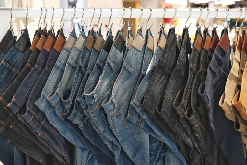 Kontoor Brands (KTB)