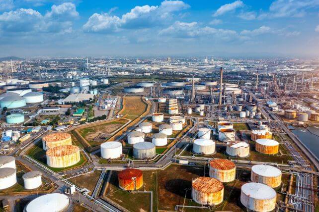 Oil and gas storage