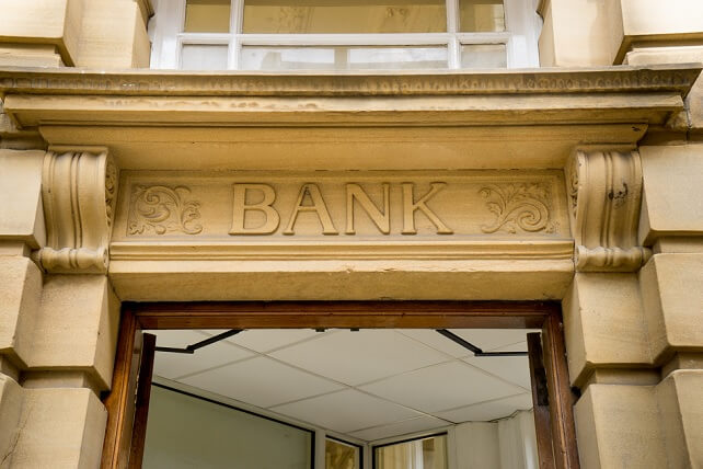 Bank(1)