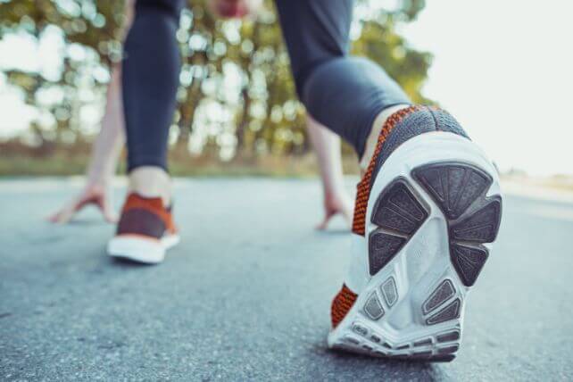 Sports shoes